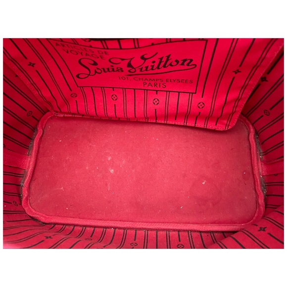 Louis Vuitton Neverfull MM - Picture 7 of 11